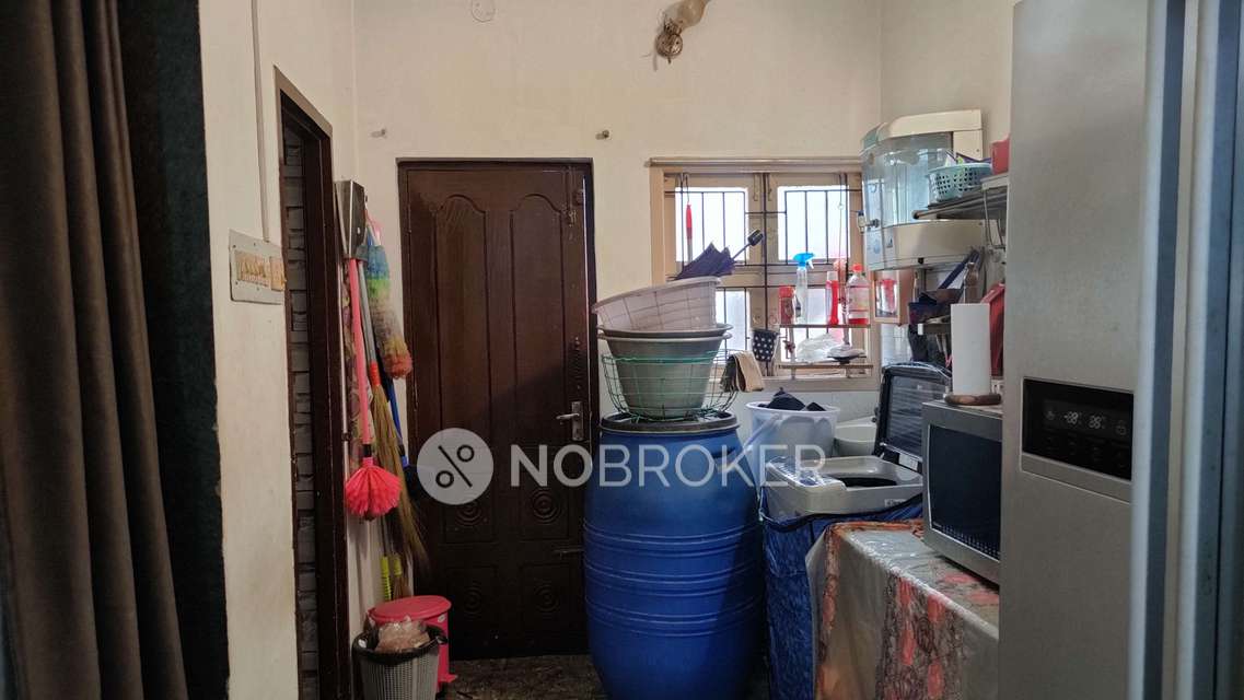 2 BHK Flat In Ganesh Emperor For Sale  In Korattur 