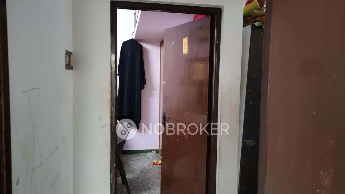 2 BHK Flat In Ganesh Emperor For Sale  In Korattur 