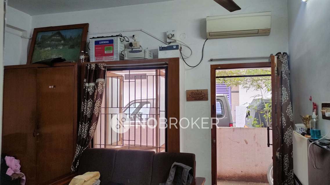 2 BHK Flat In Ganesh Emperor For Sale  In Korattur 
