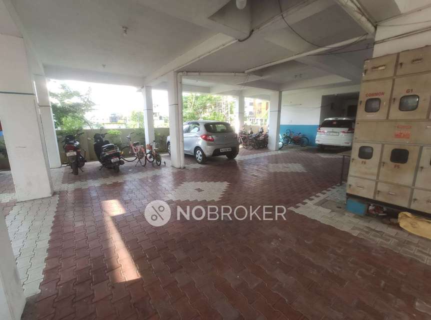 2 BHK Flat In Sr Nivetha Castle For Sale  In Gowriwakkam