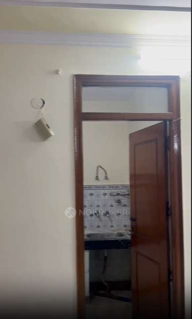 2 BHK Flat In Krishna Apartment  For Sale  In Saket