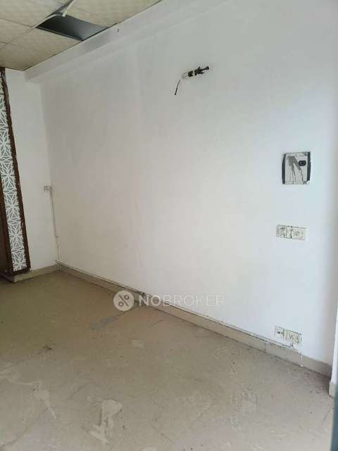 Shop in Noida Extension, Noida for Rent 