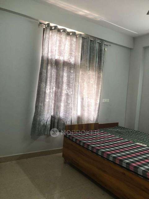 PG for Girls in Alpha 1