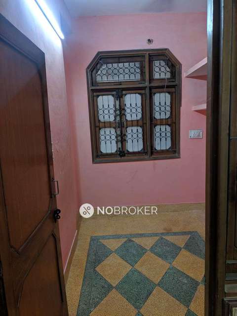 2 BHK Flat In Gupta Sadan For Sale  In Laxmi Nagar