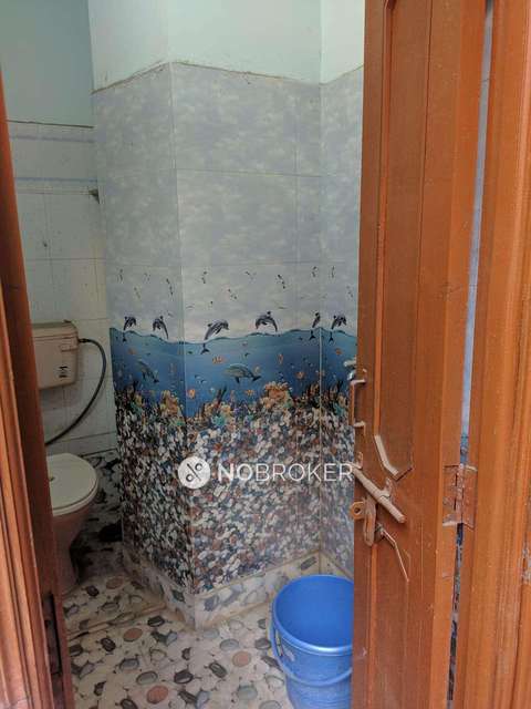 2 BHK Flat In Gupta Sadan For Sale  In Laxmi Nagar