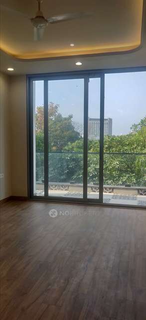 3 BHK Flat In Apartment For Sale  In Sector 43