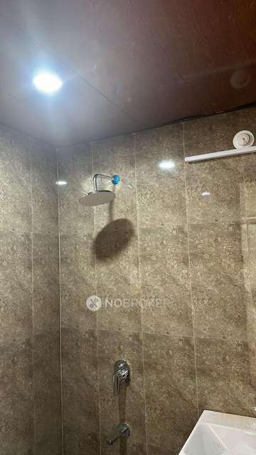 2 BHK Flat In Sd Astron Tower For Sale  In Kandivali East