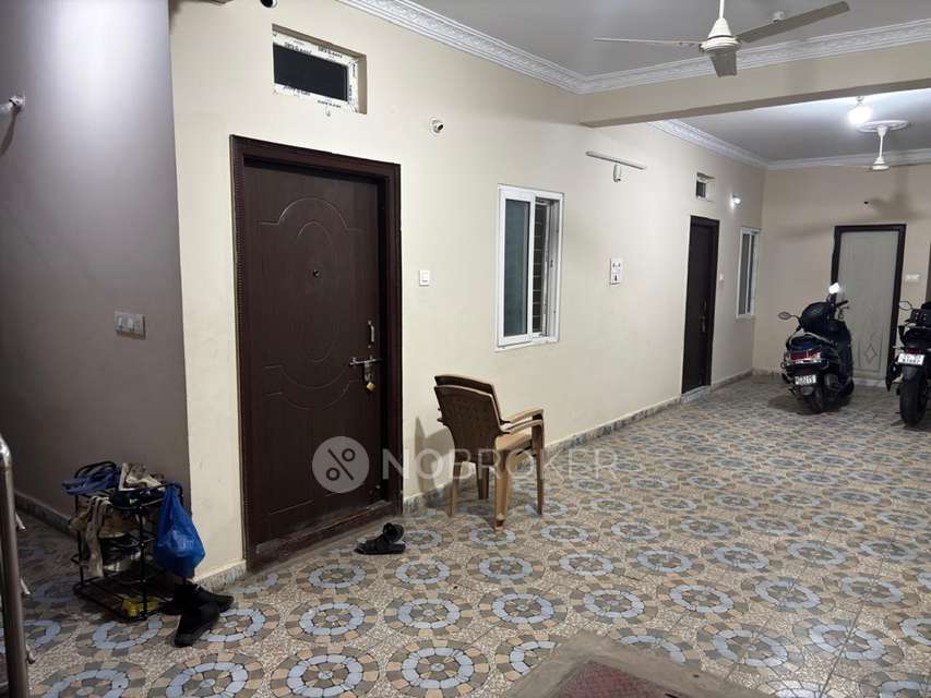 4+ BHK House For Sale  In Peerancheruvu