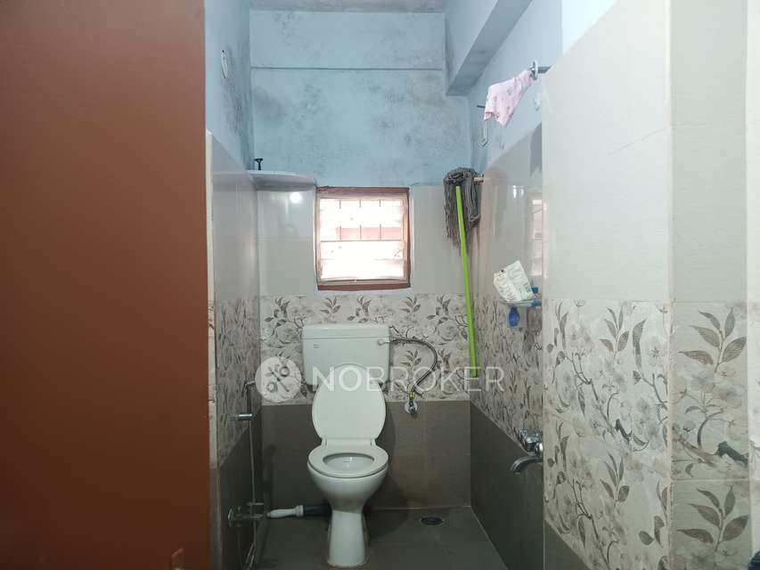 2 BHK Flat In Classic Residency For Sale  In Kukatpally