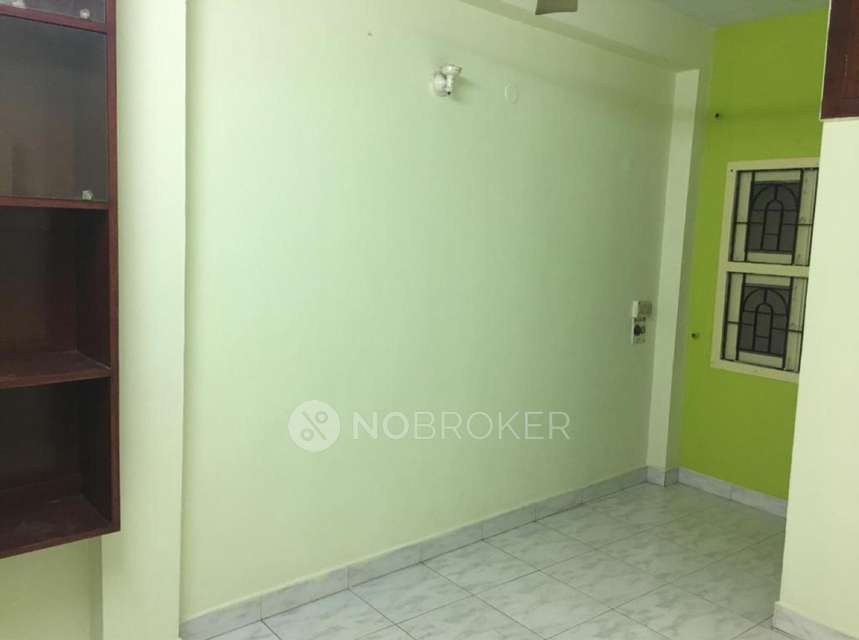 2 BHK Flat In Gk Flats For Sale  In Vadapalani