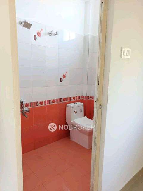 3 BHK Flat For Sale  In Sholinganallur