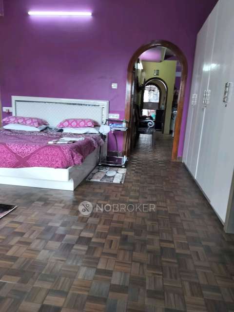 4 BHK Villa In Neeladrimahal Apartments-2 Nandidurga Road For Sale  In Jayamahal Extension