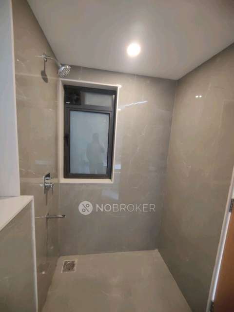 2 BHK Flat In Lodha Woods For Sale  In Kandivali East