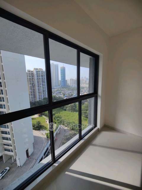 2 BHK Flat In Lodha Woods For Sale  In Kandivali East
