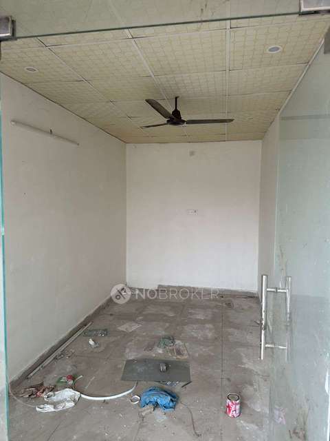 Shop in Wave City, Ghaziabad for Rent 