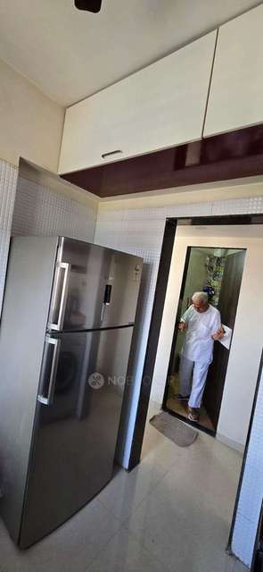 2 BHK Flat In Uk Wedik Heights For Sale  In Kandivali East