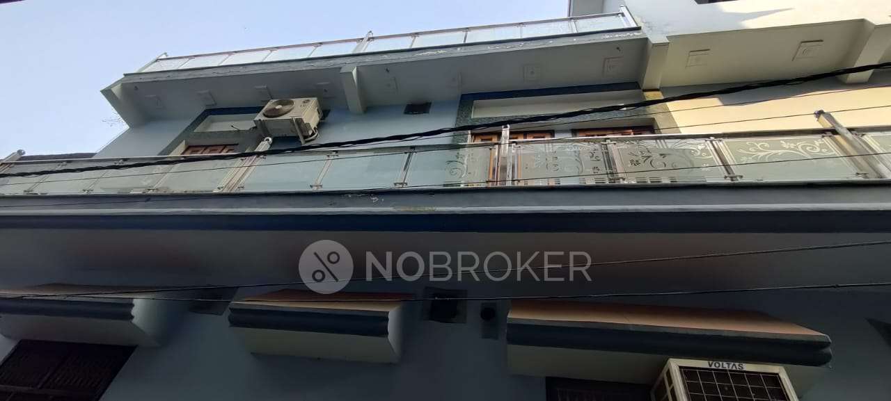 1 BHK Flat For Sale  In Green Park