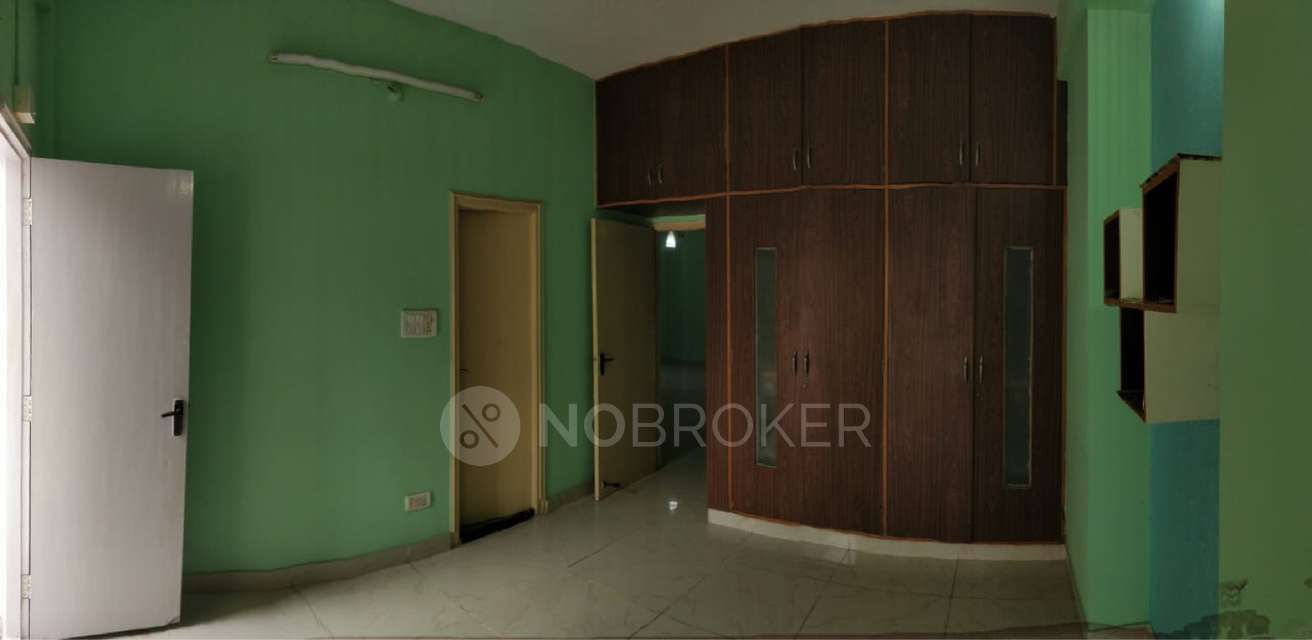 2 BHK Flat In Promenade  For Sale  In Thanisandra