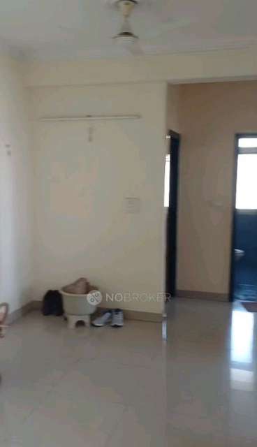 2 BHK Flat In Purvanchal Silver City 2 For Sale  In Sector Pi2