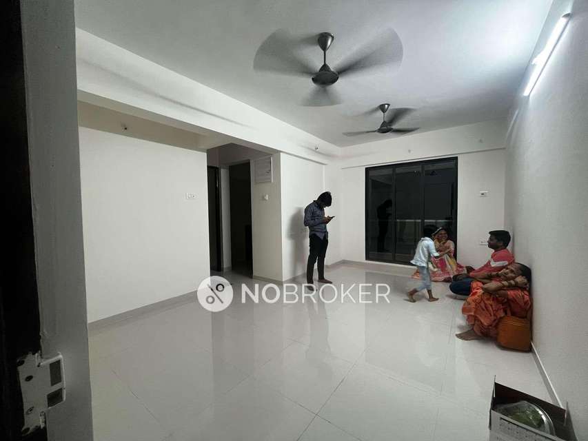 1 BHK Flat In Risha Vistas For Sale  In Kavesar