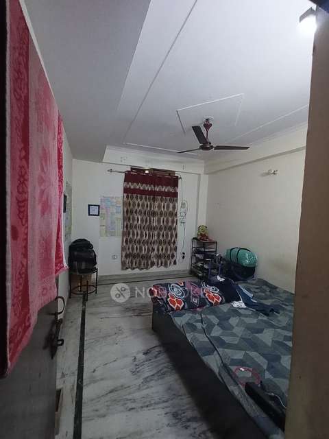 Shared Room for Male In 2 BHK  In Pandav Nagar