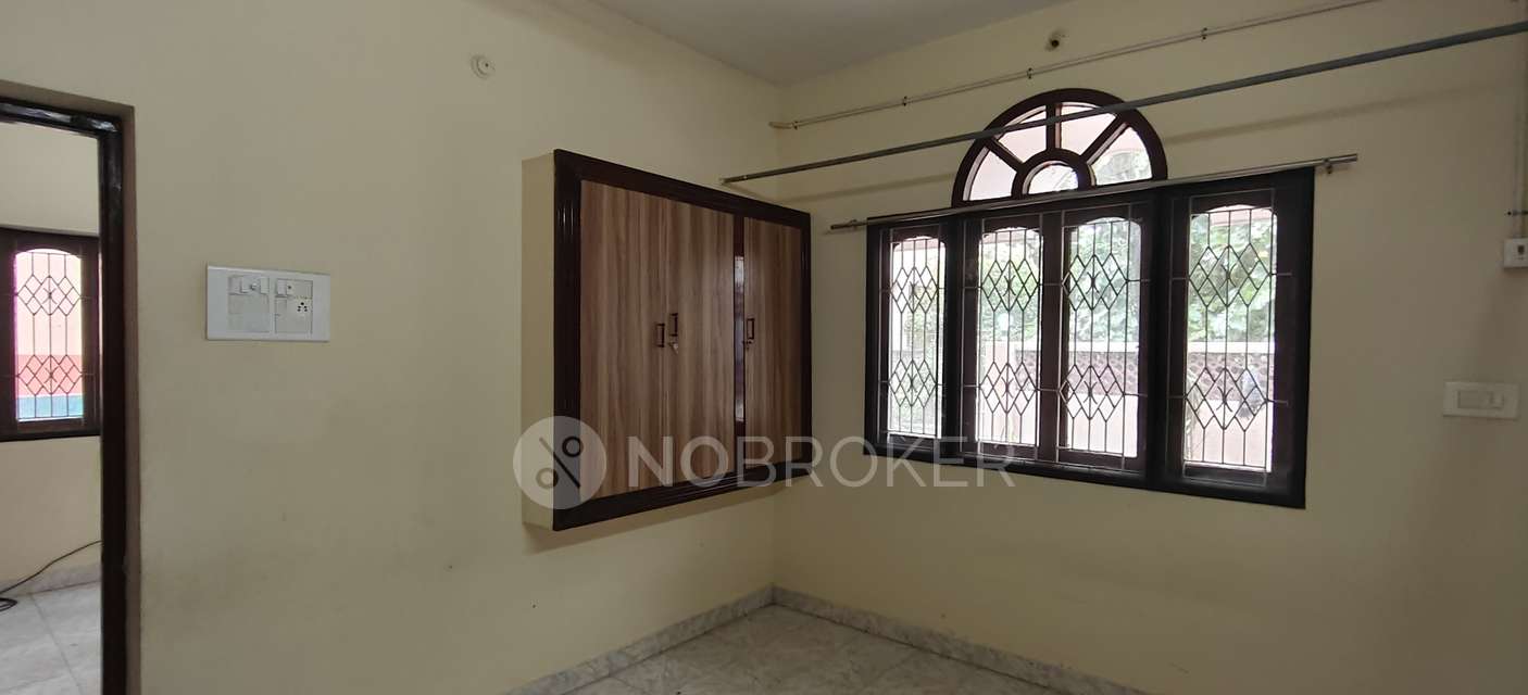 4 BHK House for Rent  In Madambakkam
