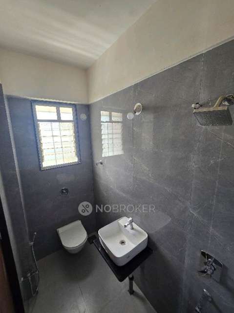 2 BHK Flat In Sinclair Place for Rent  In Pimpri-chinchwad