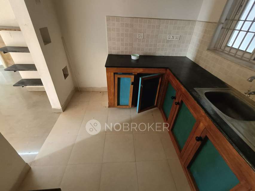 2 BHK Flat In Sabari Serenity Apartment, Thalambur For Sale  In Thalambur