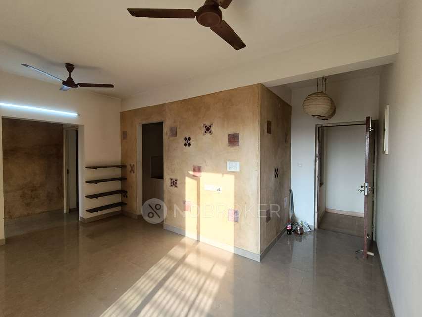 2 BHK Flat In Sabari Serenity Apartment, Thalambur For Sale  In Thalambur