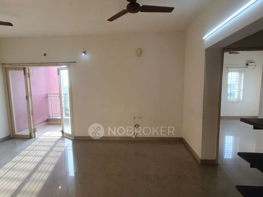 2 BHK Flat In Sabari Serenity Apartment, Thalambur For Sale  In Thalambur