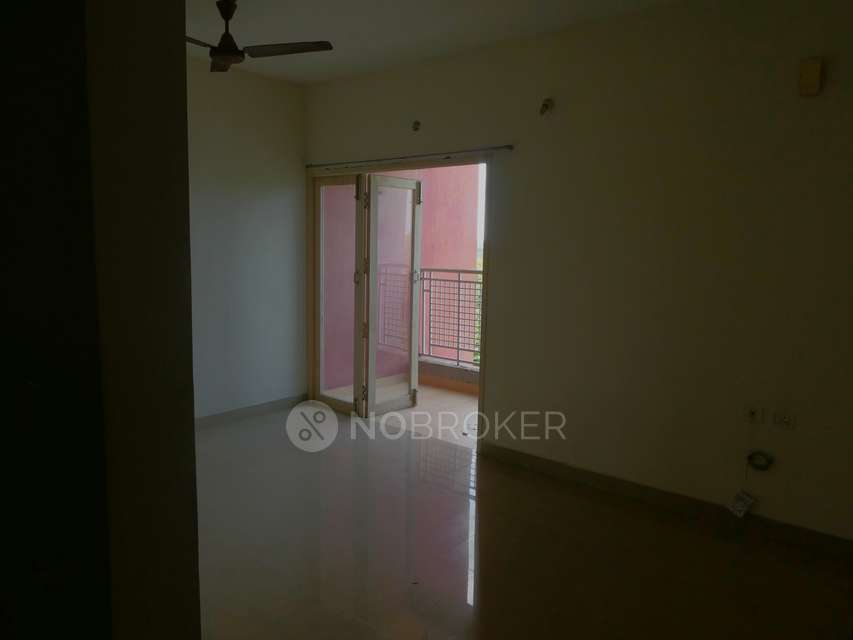 2 BHK Flat In Sabari Serenity Apartment, Thalambur For Sale  In Thalambur