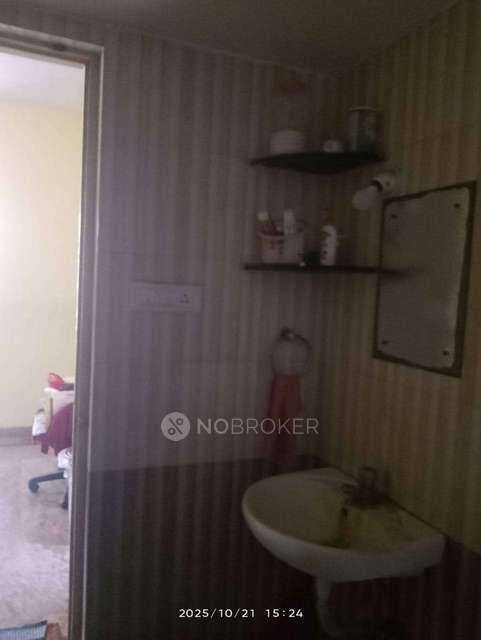 3 BHK Flat In Sreenilayam Apartment,tunganagar,magadi Raod,bangalore For Sale  In Shree Nilayam