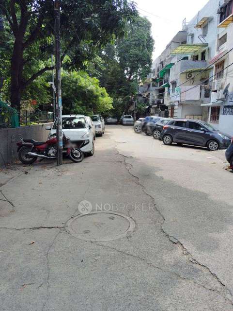 1 BHK Flat In Dda Flat for Rent  In Rajouri Garden