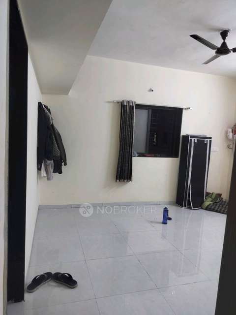 Shared Room for Male In 1 BHK  In Anandsagar Apartment In Chinchwad