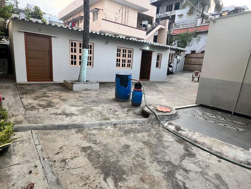 Industrial Shed in Sri Ragavendra Vidya Samsthe, Bangalore for Rent 