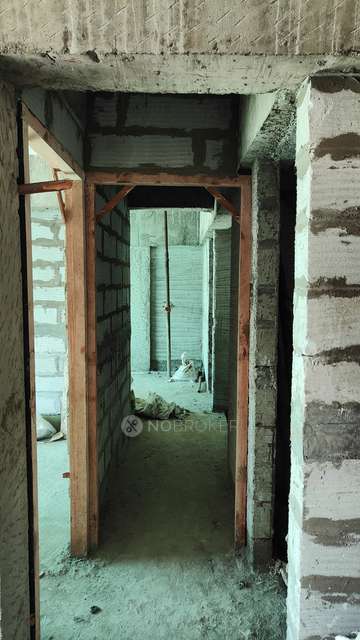 2 BHK Flat In Borivali East For Sale  In Borivali East