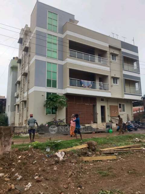 4+ BHK House For Sale  In Red Hills