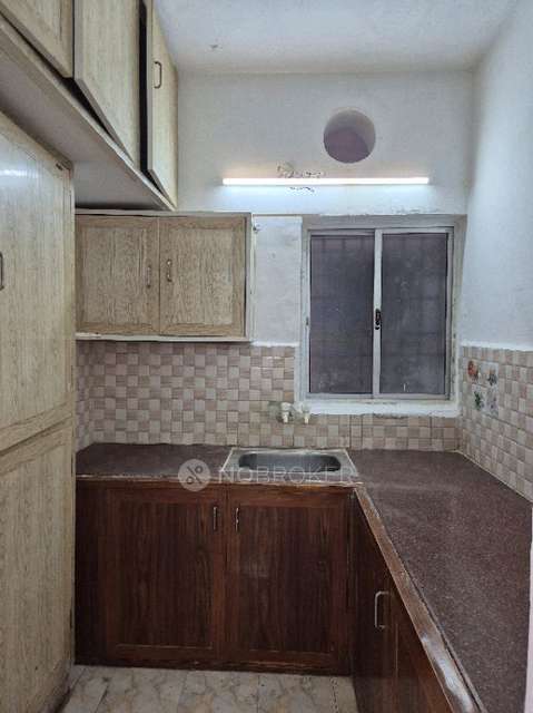 2 BHK Flat In  Blue Bay Apartments For Sale  In Adyar