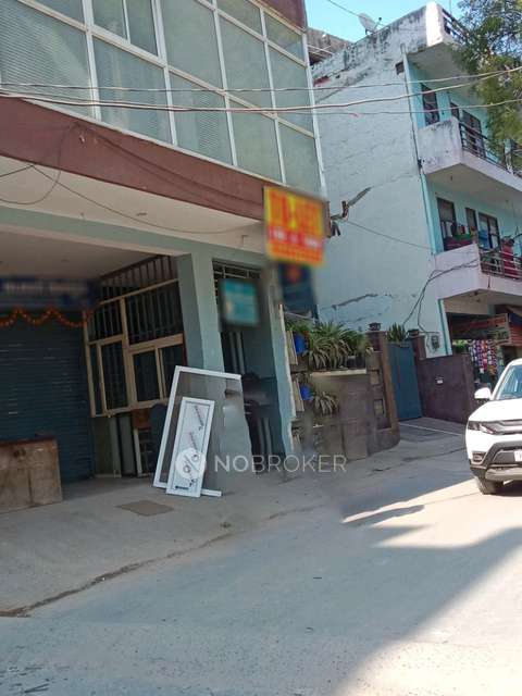 1 BHK Flat for Rent  In Sector 52