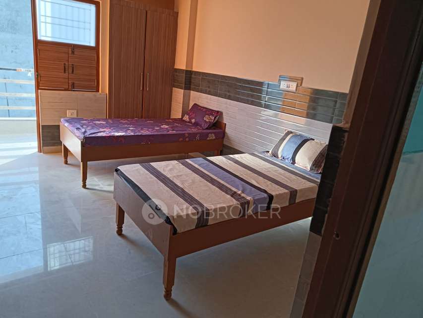 PG for Boys in Sector 66