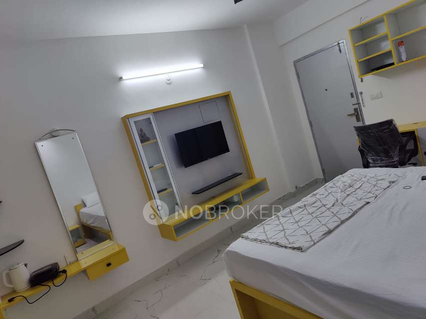 1 RK Flat In Dlf Commanders Court, for Rent  In Egmore