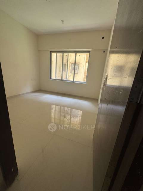2 BHK Flat In Greenfield Mulund Narayan Pushp Chsl For Sale  In Mulund West
