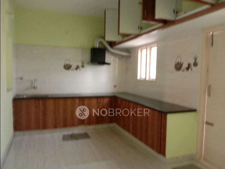 2 BHK Flat In Dr. Shyla Illam for Rent  In Indiranagar
