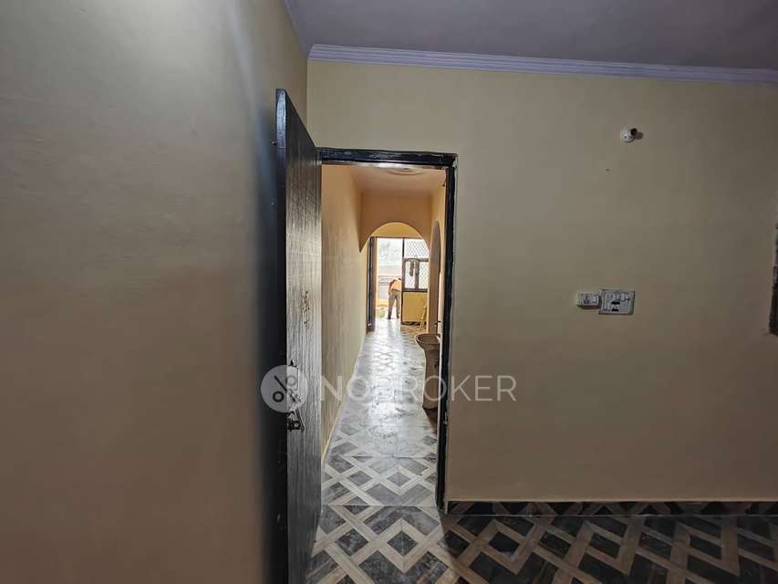 1 BHK Flat In Ap for Rent  In Uttam Nagar West Metro Station
