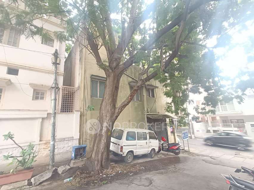 2 BHK Flat For Sale  In Banashankari 3rd Stage