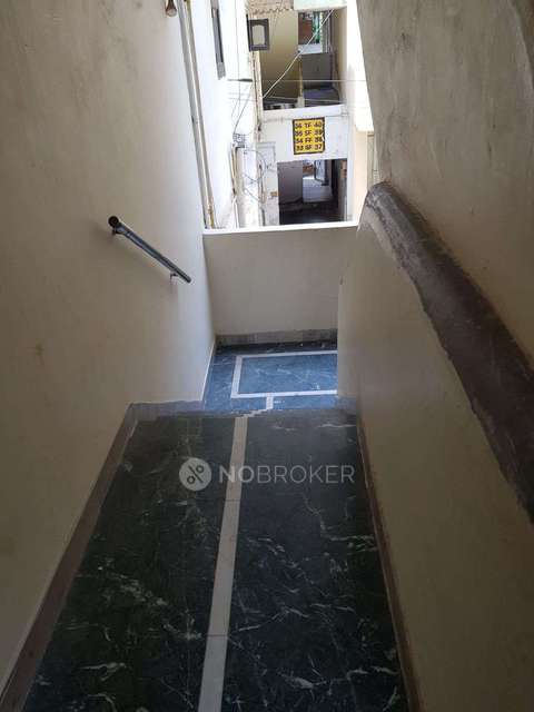2 BHK Flat In Dda Mig Flats Rohini, Rohini Sector 7 For Sale  In Rohini