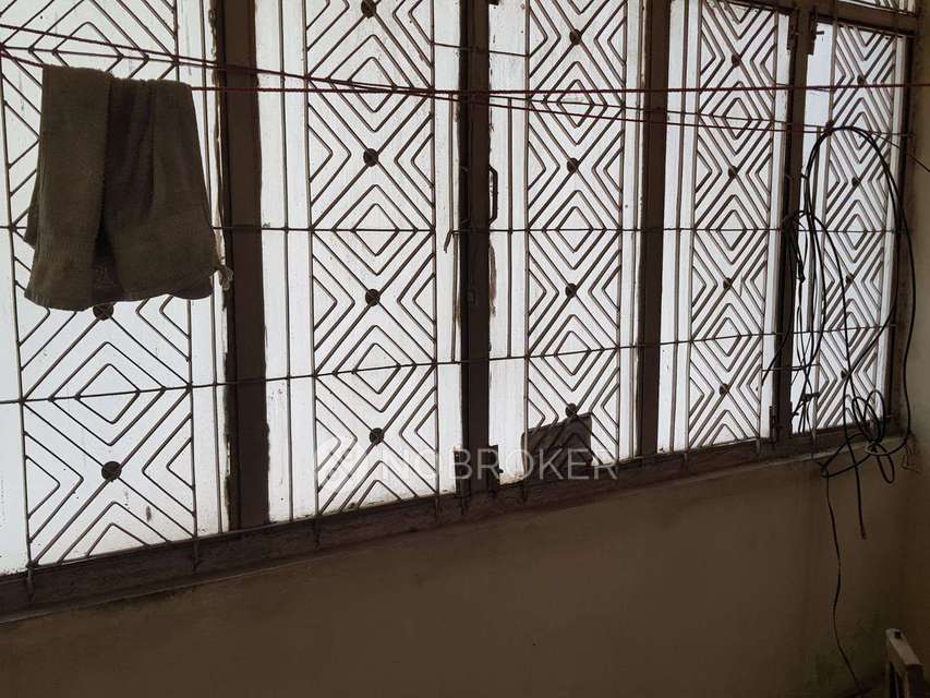 2 BHK Flat In Dda Mig Flats Rohini, Rohini Sector 7 For Sale  In Rohini