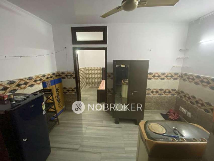 1 BHK Flat For Sale  In Kalkaji
