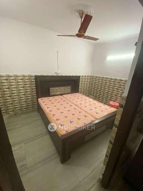 1 BHK Flat For Sale  In Kalkaji