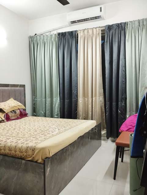 2 BHK Flat In L&t Seawoods For Sale  In Seawoods